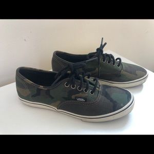 Camo low top vans